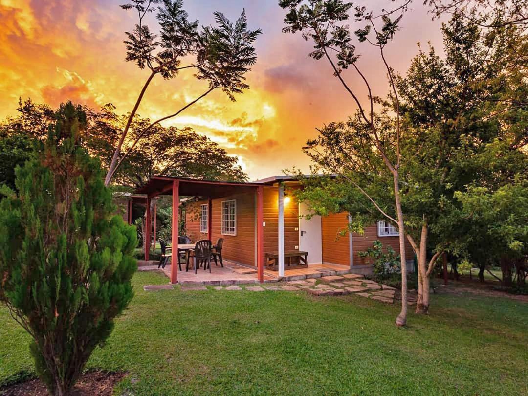 Vista Alegre Natural Resort - Bungalows Independencia Esterno foto