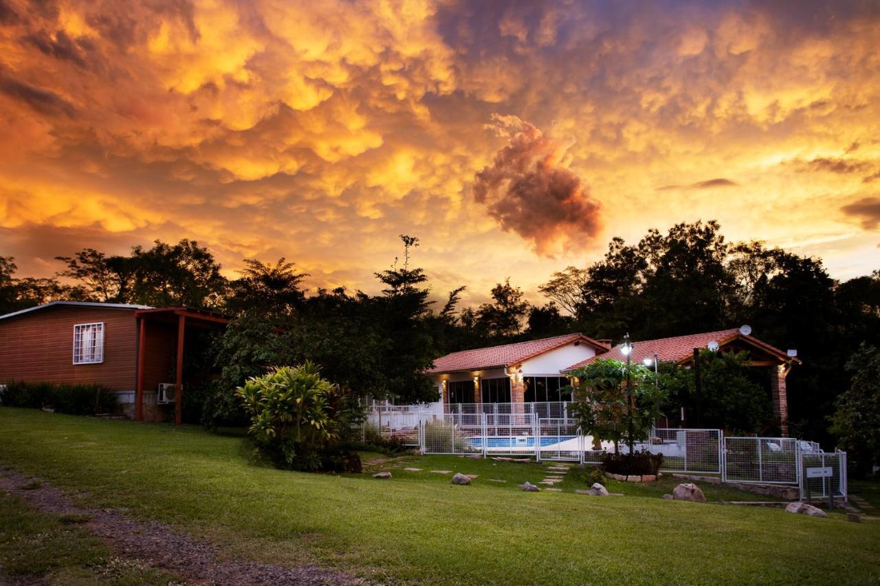 Vista Alegre Natural Resort - Bungalows Independencia Esterno foto